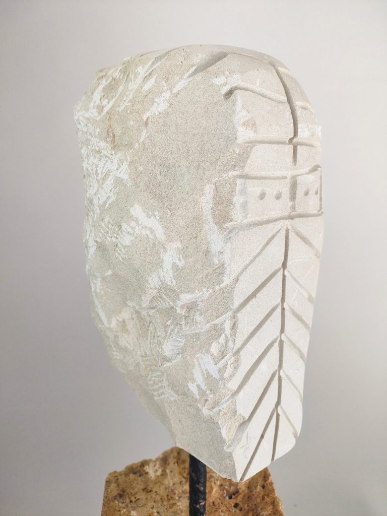 ARTESANO DEL ESPARTO, 2025 TALLA EN PIEDRA, cabeza ibera tallada, escultura en piedra, iberos,